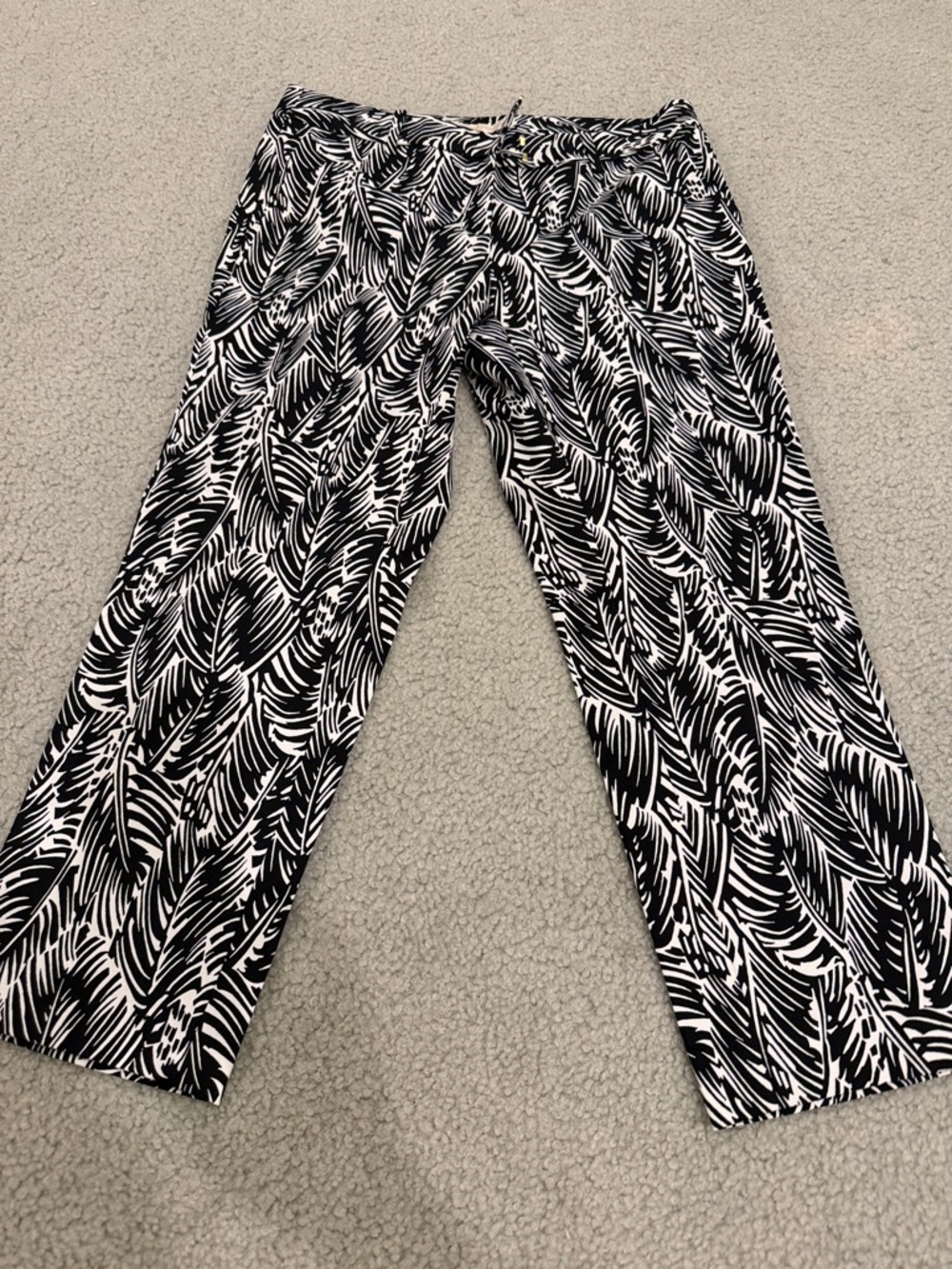 MICHAEL Michael Kors Black and White Leaf-Print Pants